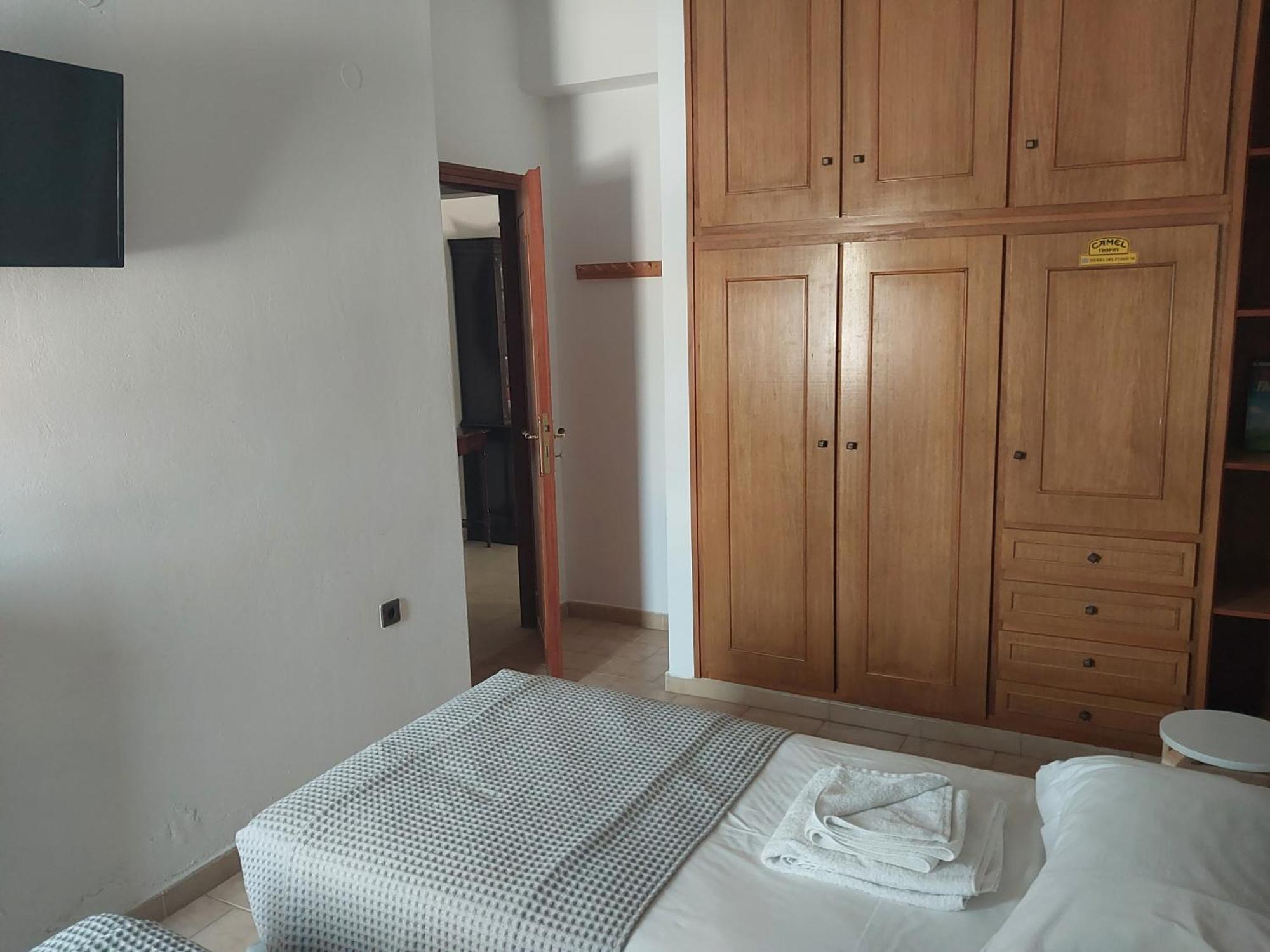 Passatempo Casa - 3 Bedroom Apartment Close To The Swimming Pool Gerani  Exterior photo